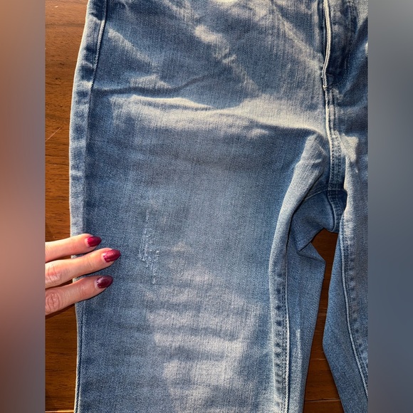 Laurie Felt Light Wash Forever Denim Crop Baby Bell Jeans - Picture 7 of 15